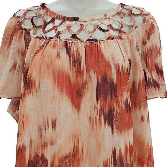 Daniel Rainn Womans size XL Short Sleeve Cutout Yoke Top Brown Round Neck NEW - Picture 2 of 8